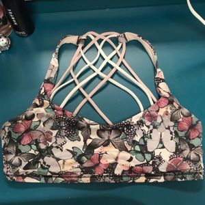 Lululemon free to be wild bra. Good condition